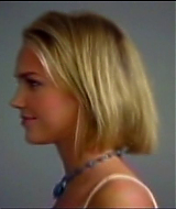 2006-AquamarineFeaturette-AwesomeAudition-008.jpg