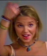 2006-AquamarineFeaturette-AwesomeAudition-083.jpg
