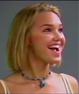 2006-AquamarineFeaturette-AwesomeAudition-100.jpg