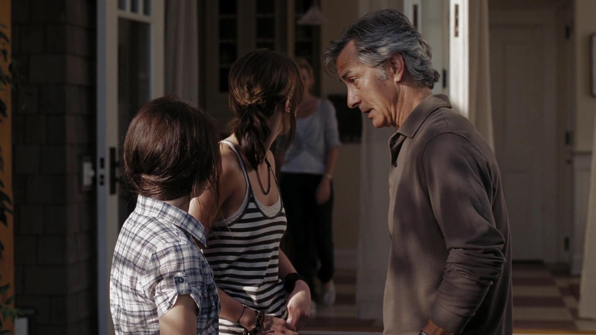 2009-TheUninvited-0902.jpg 2009-TheUninvited-0902.jpg