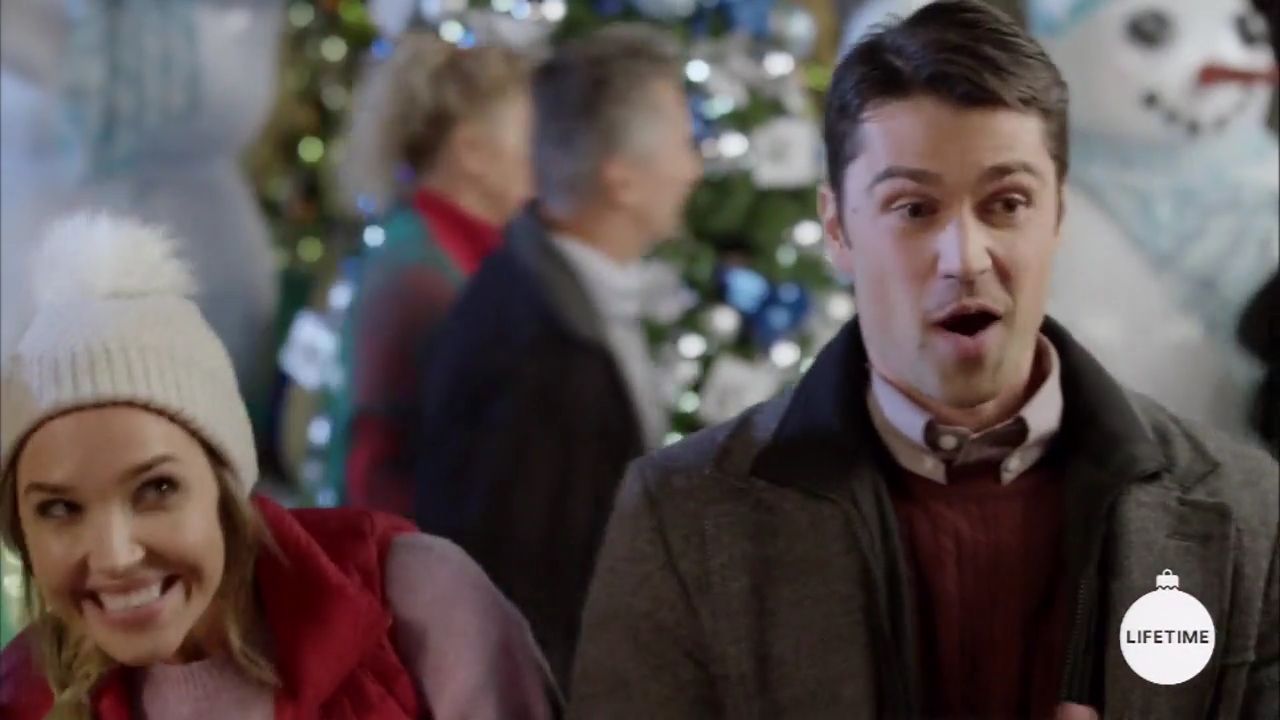 2017-FourChristmasandWedding-1172.jpg