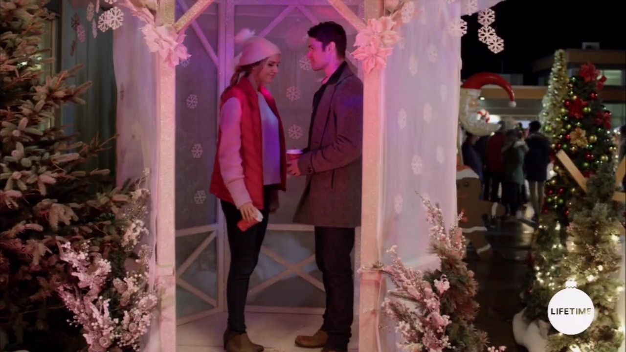 2017-FourChristmasandWedding-1229.jpg