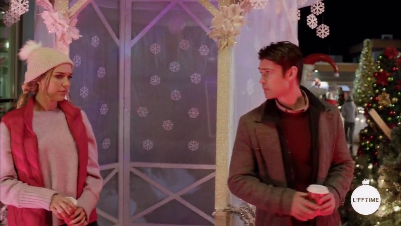 2017-FourChristmasandWedding-1249.jpg