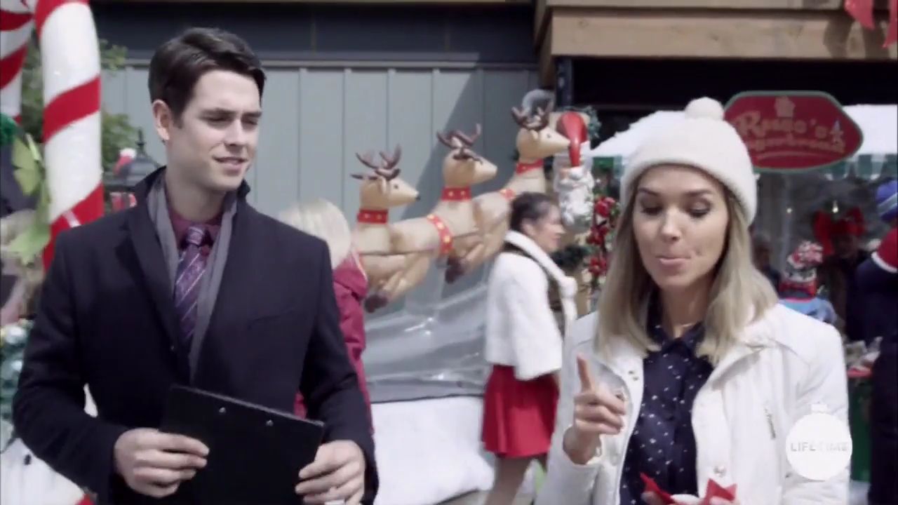 2017-FourChristmasandWedding-1487.jpg