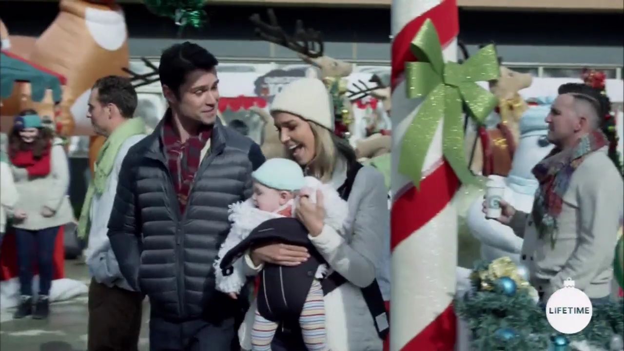2017-FourChristmasandWedding-1527.jpg