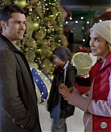 2017-FourChristmasandWedding-1202.jpg