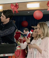 2017-FourChristmasandWedding-2035.jpg