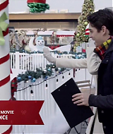 2017-FourChristmasandWedding-2086.jpg