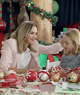 2017-FourChristmasandWedding-2114.jpg
