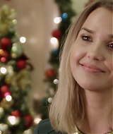 2017-FourChristmasandWedding-2176.jpg