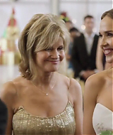 2017-FourChristmasandWedding-2303.jpg