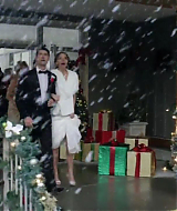 2017-FourChristmasandWedding-2333.jpg