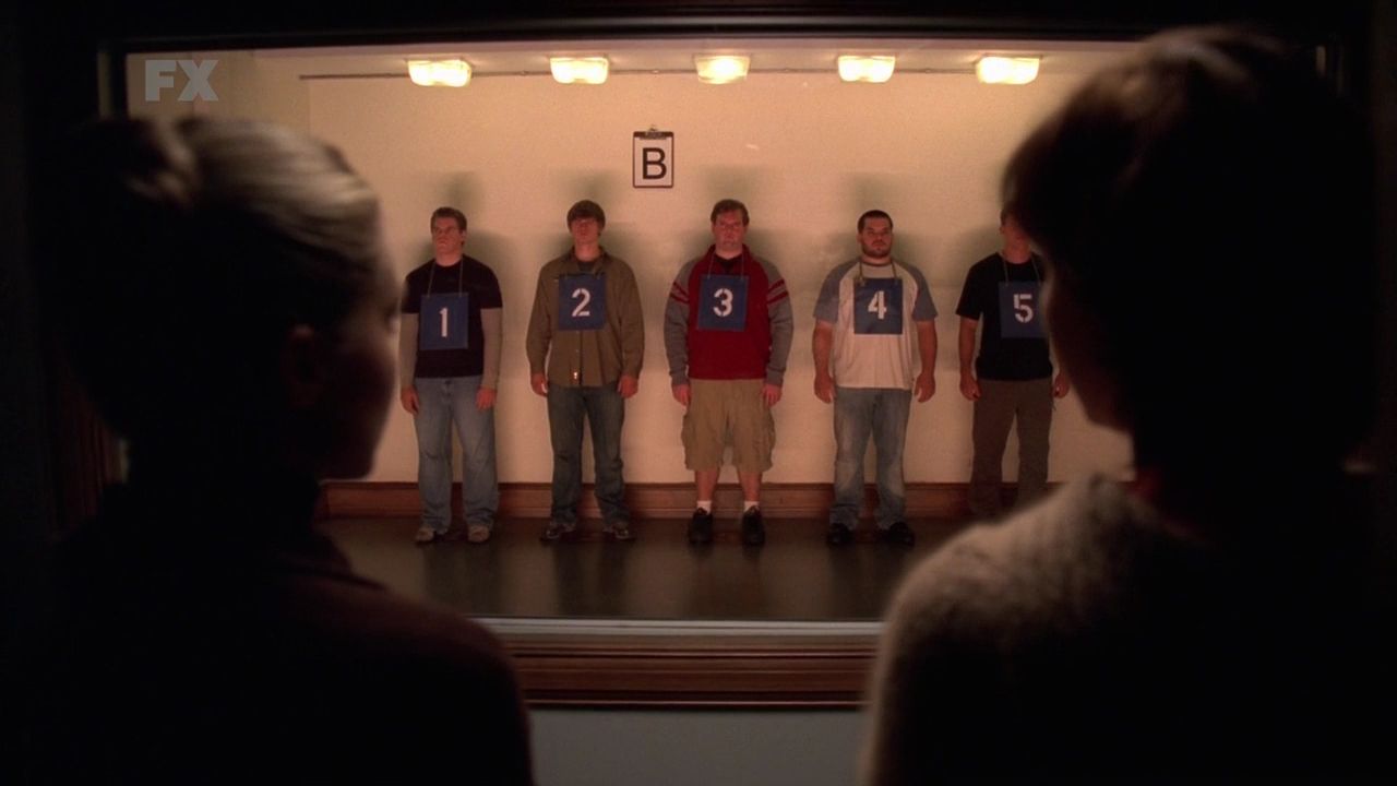 SharkS01E05-051.jpg