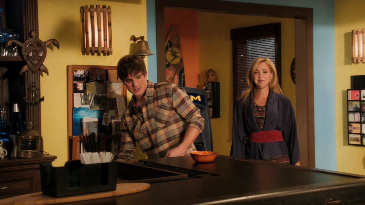 90210-S04E13-031.jpg