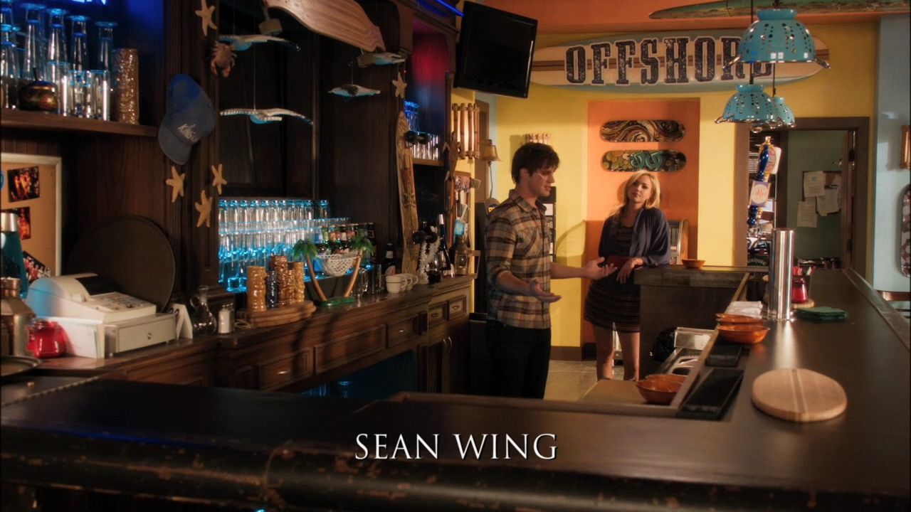90210-S04E13-039.jpg