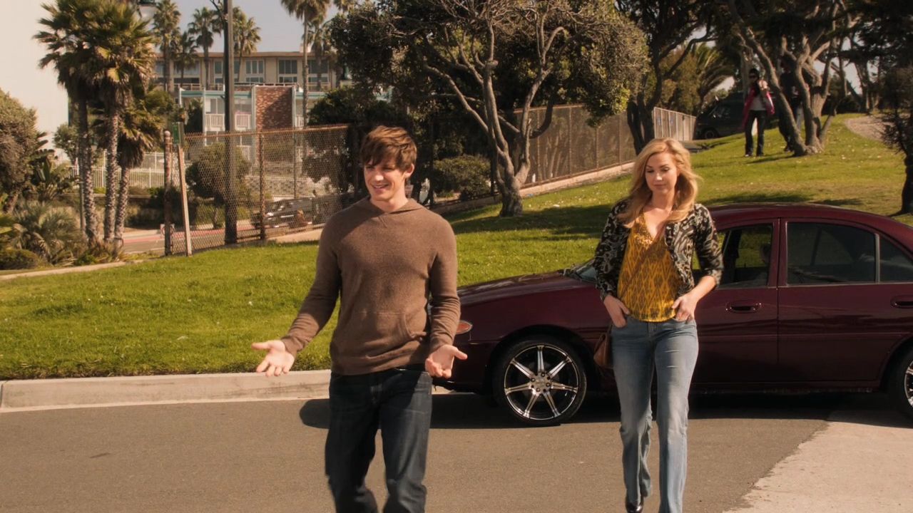 90210-S04E13-083.jpg