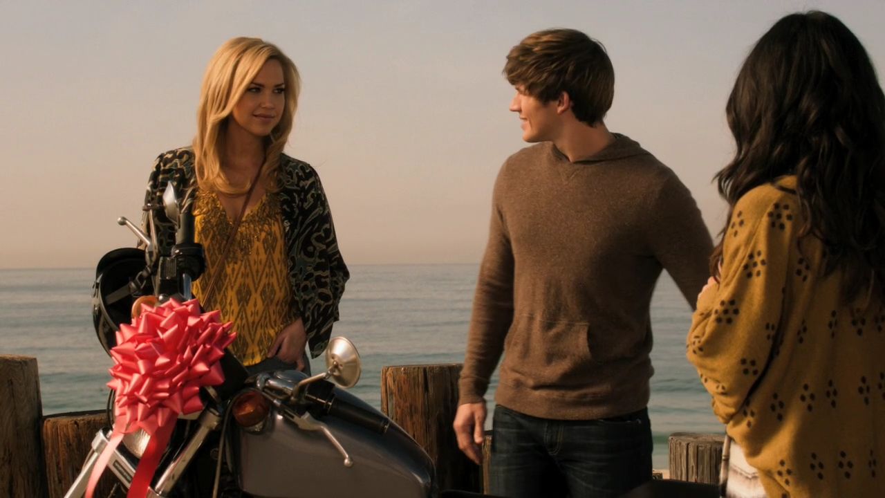 90210-S04E13-087.jpg