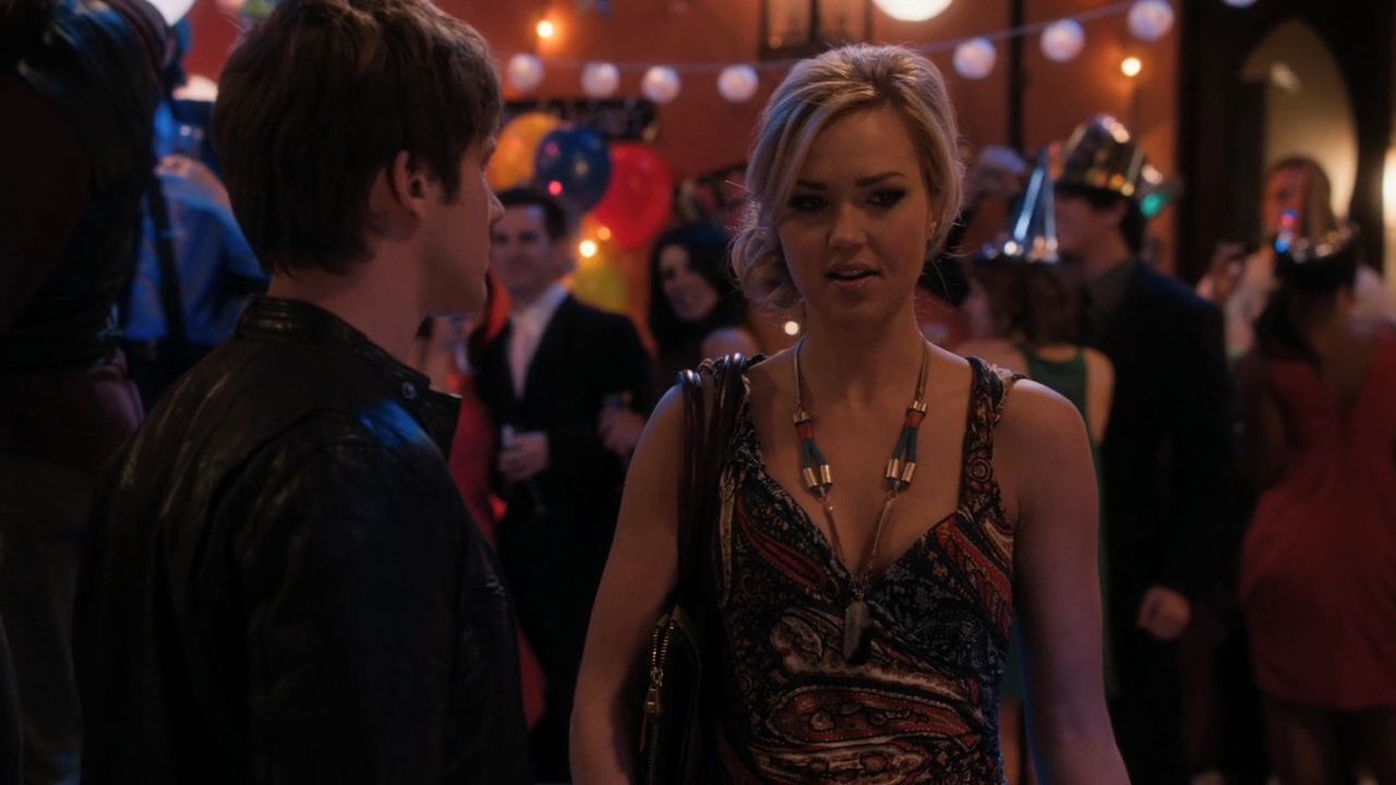 90210-S04E13-118.jpg