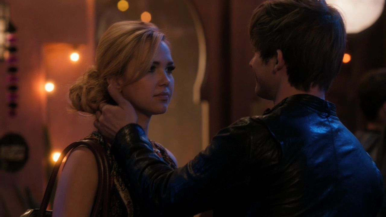90210-S04E13-133.jpg