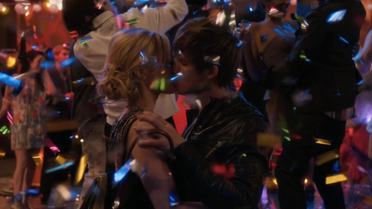 90210-S04E13-136.jpg