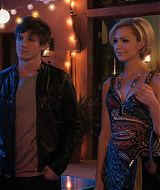 90210-S04E13-101.jpg