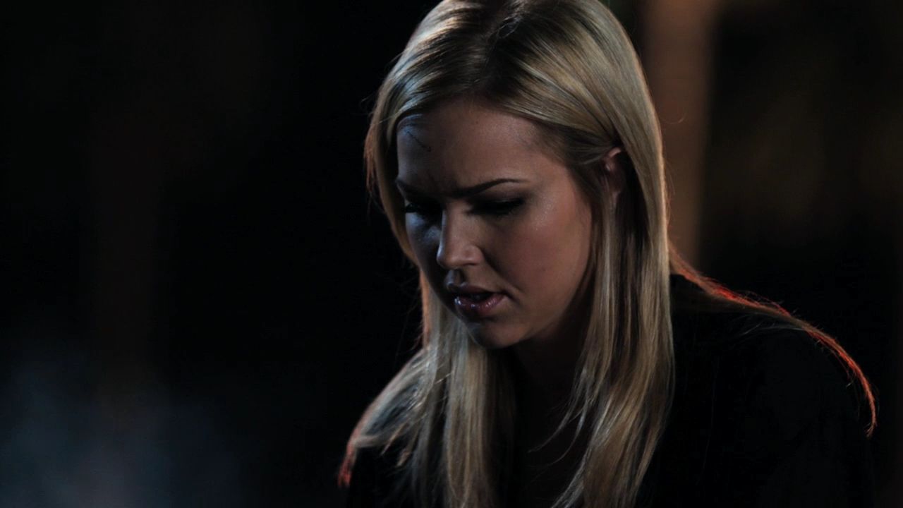 90210-S04E14-007.jpg