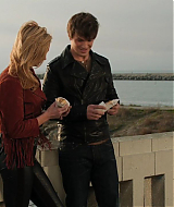 90210-S04E14-086.jpg