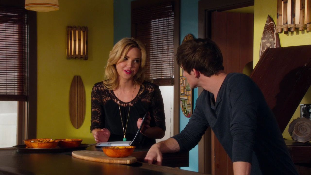 90210-S04E17-015.jpg