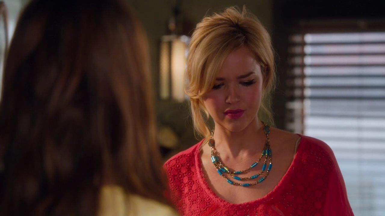 90210-S04E18-045.jpg
