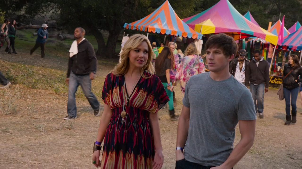 90210-S04E18-087.jpg