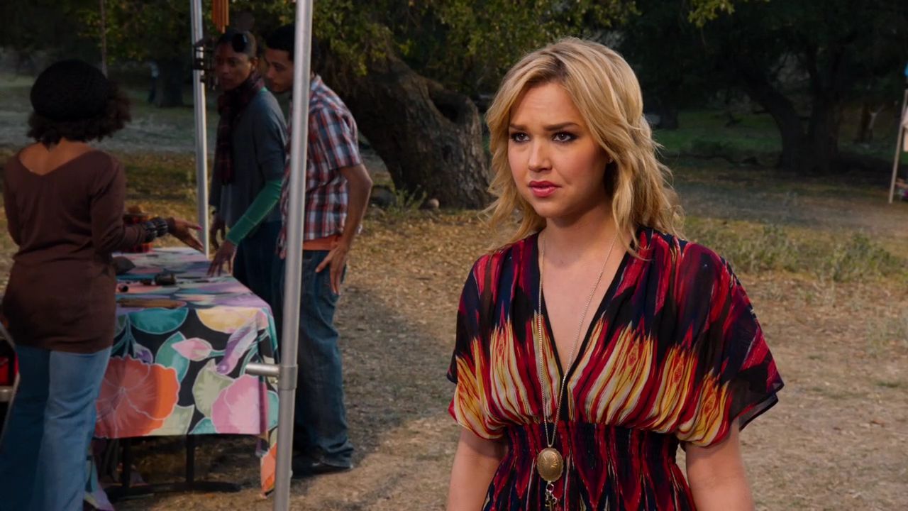 90210-S04E18-105.jpg