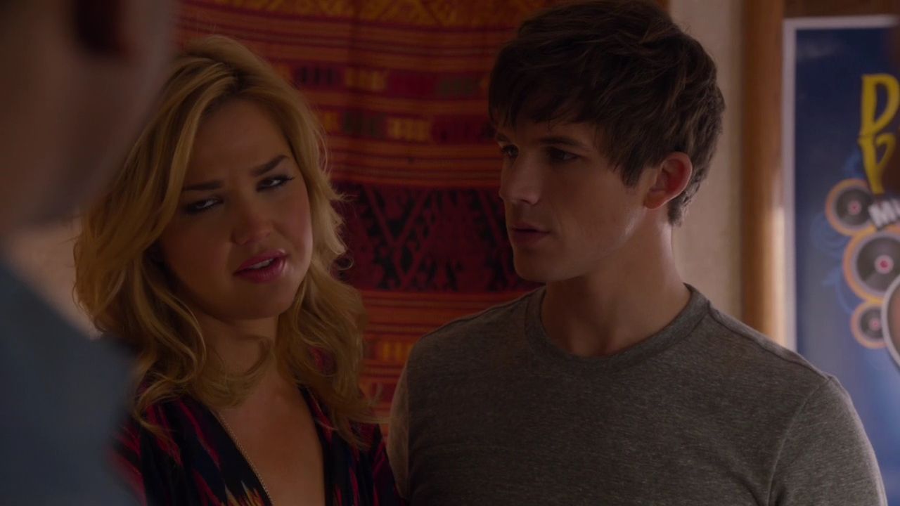 90210-S04E18-137.jpg