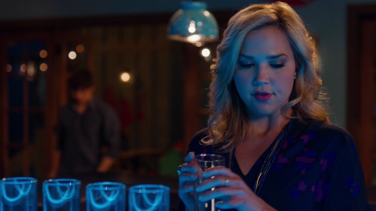 90210-S04E19-073.jpg