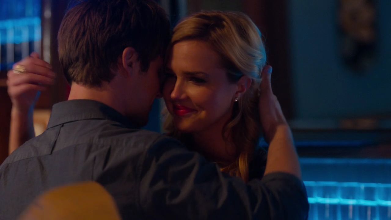 90210-S04E19-099.jpg