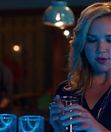 90210-S04E19-073.jpg