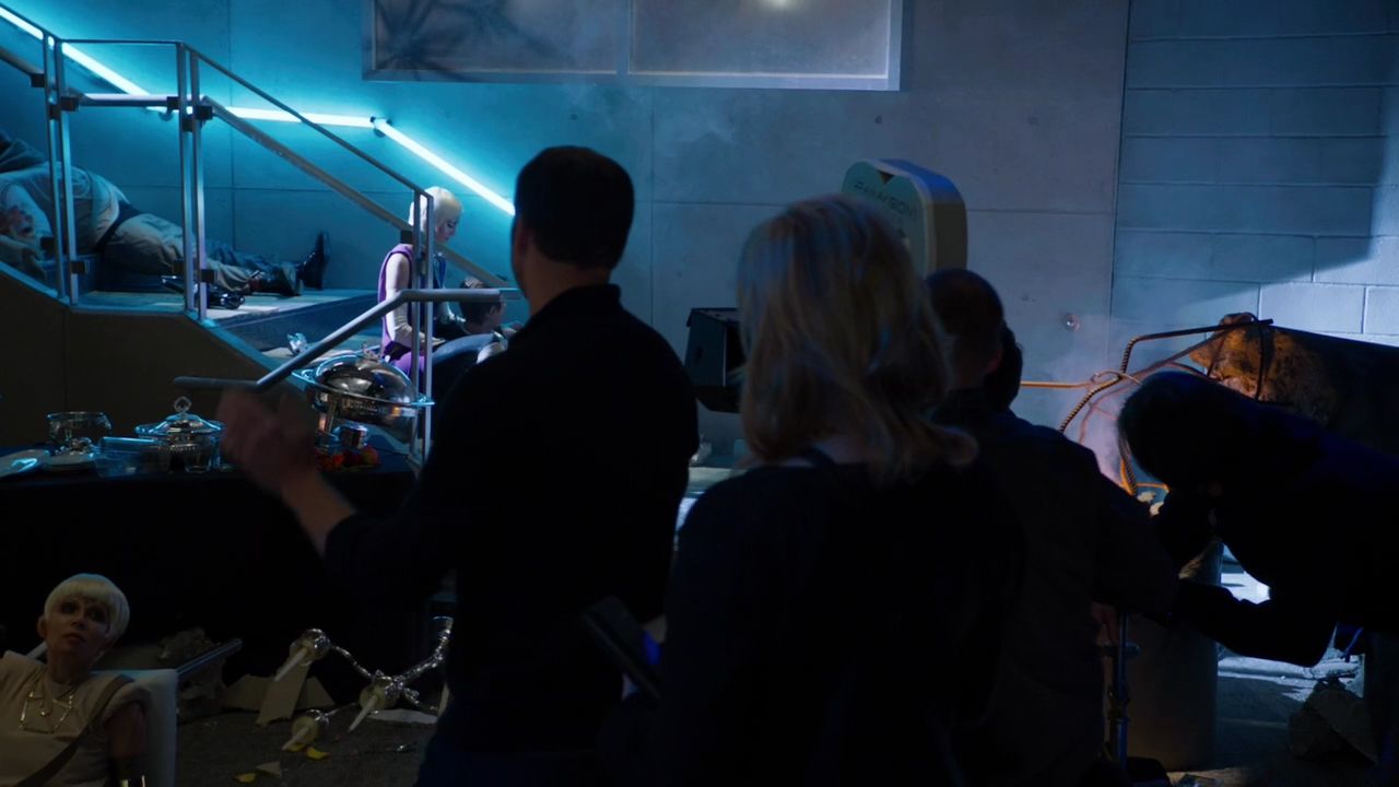 90210-S04E20-003.jpg
