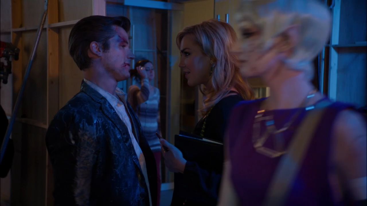 90210-S04E20-031.jpg