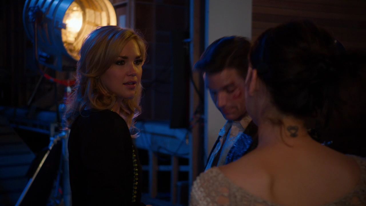 90210-S04E20-035.jpg