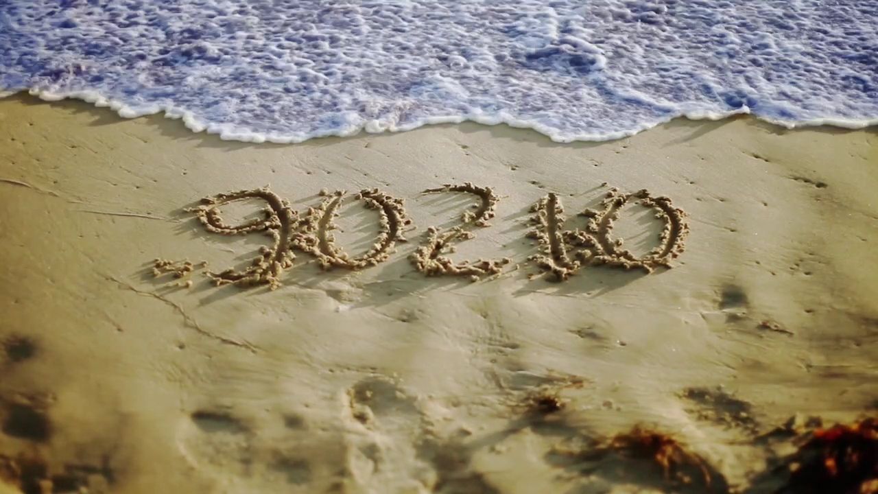 90210-S04E20-060.jpg