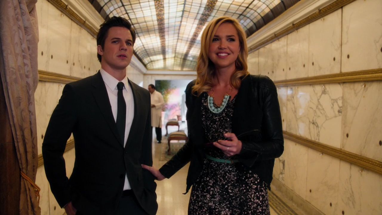 90210-S04E20-076.jpg