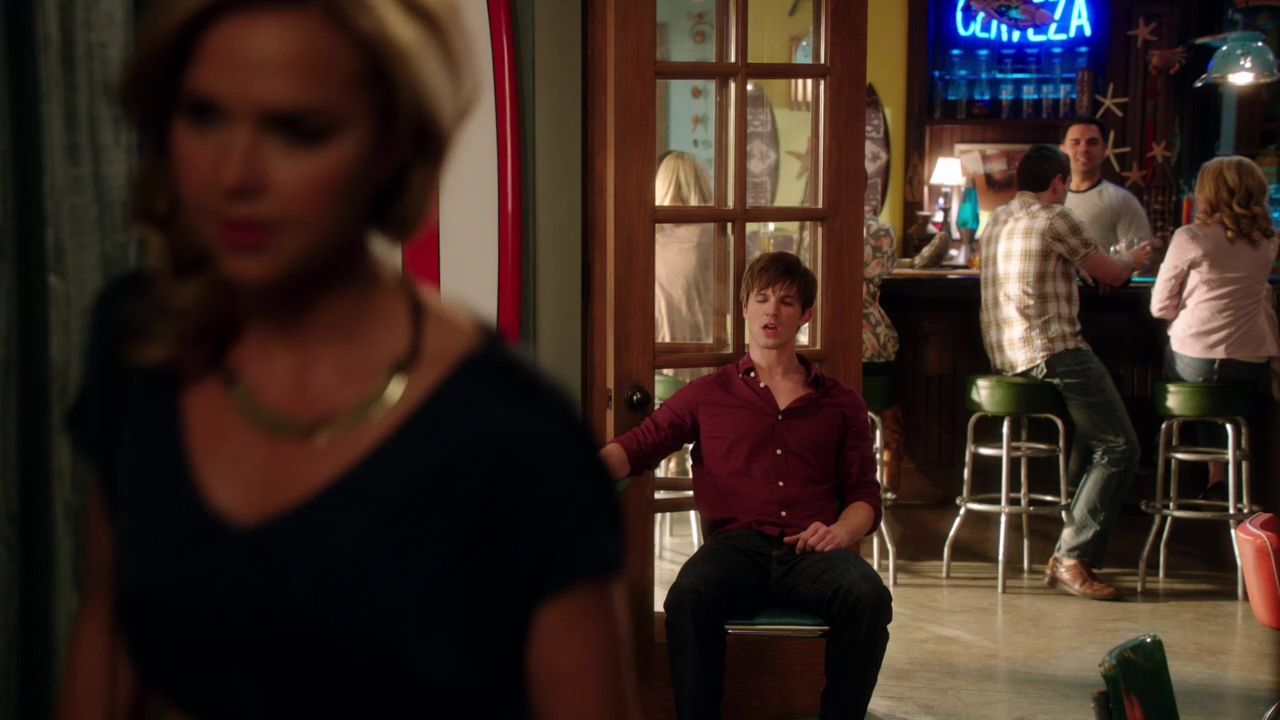 90210-S04E20-214.jpg