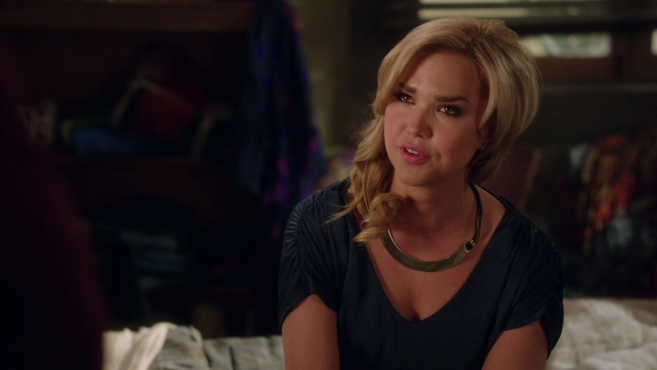 90210-S04E20-237.jpg