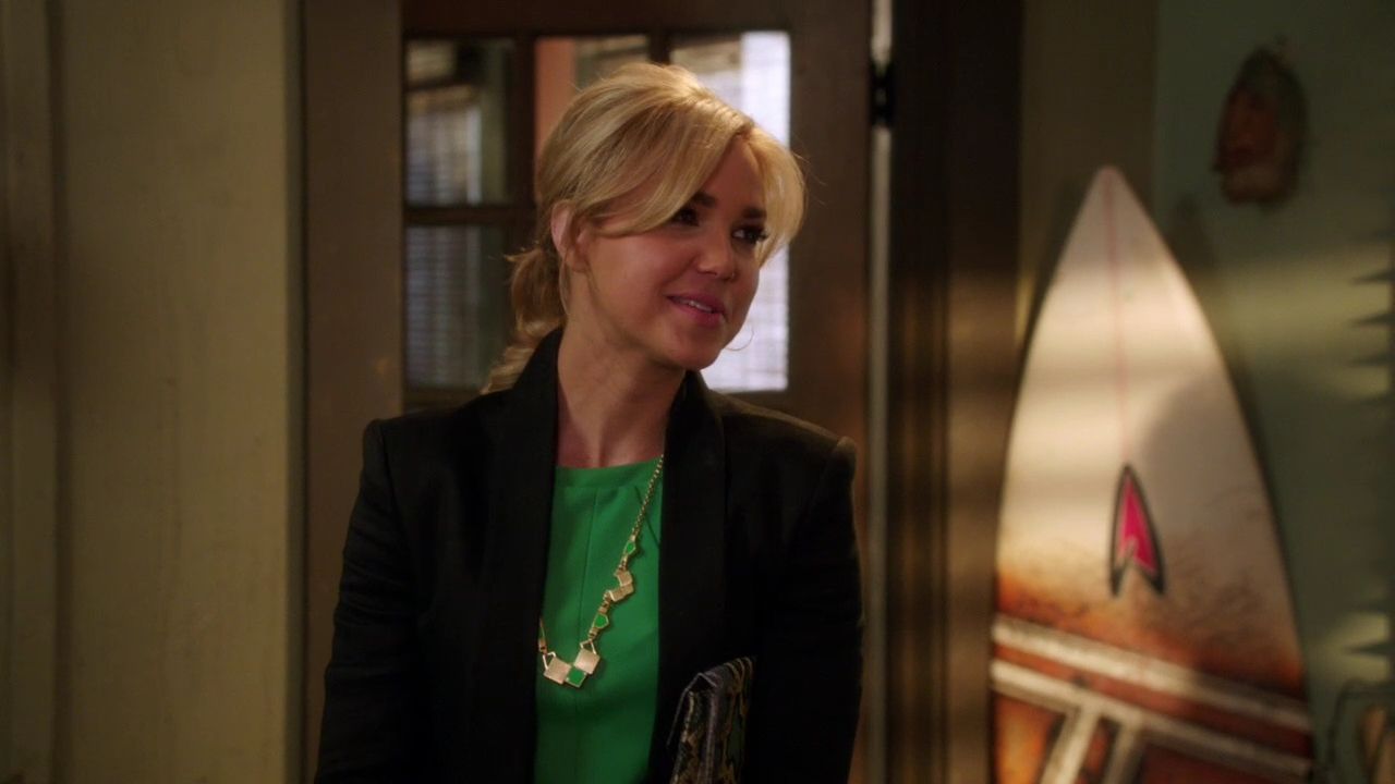 90210-S04E24-011.jpg