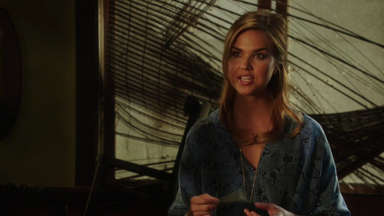 90210-S05E02-019.jpg