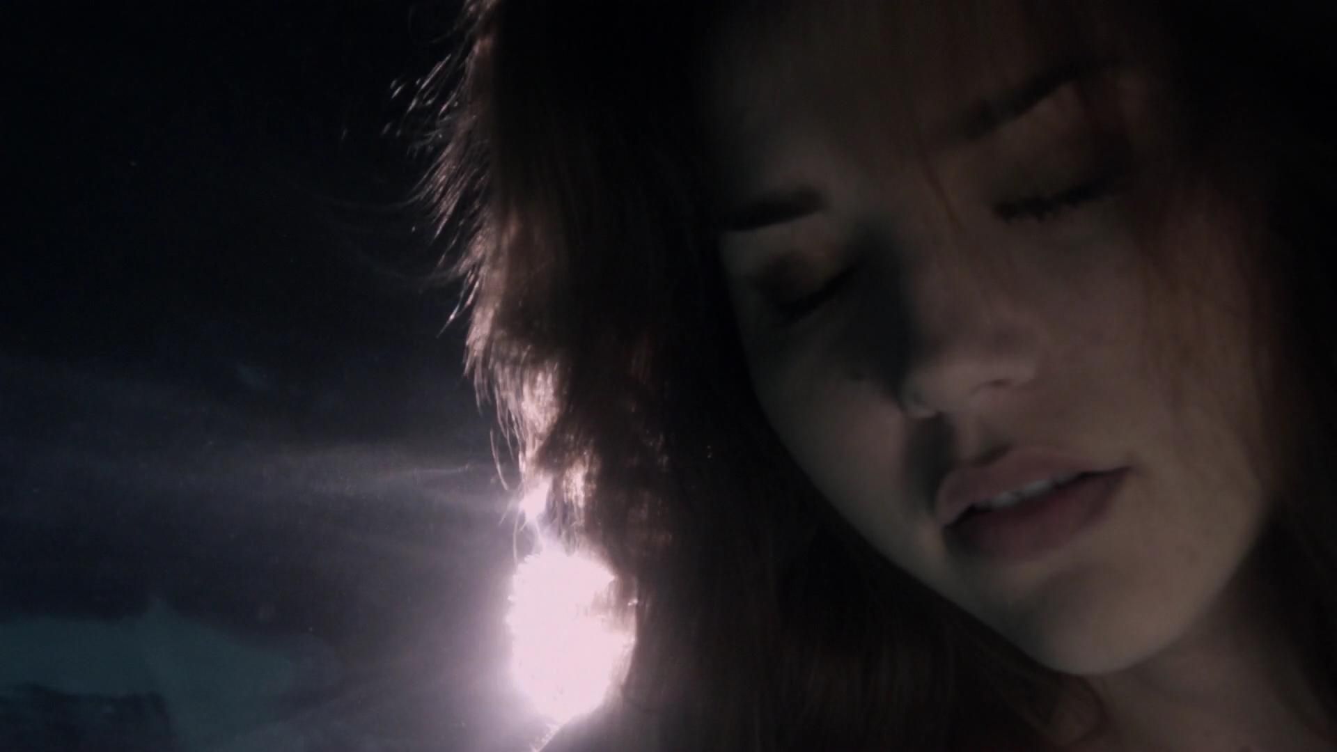 90210-S05E08-016.jpg