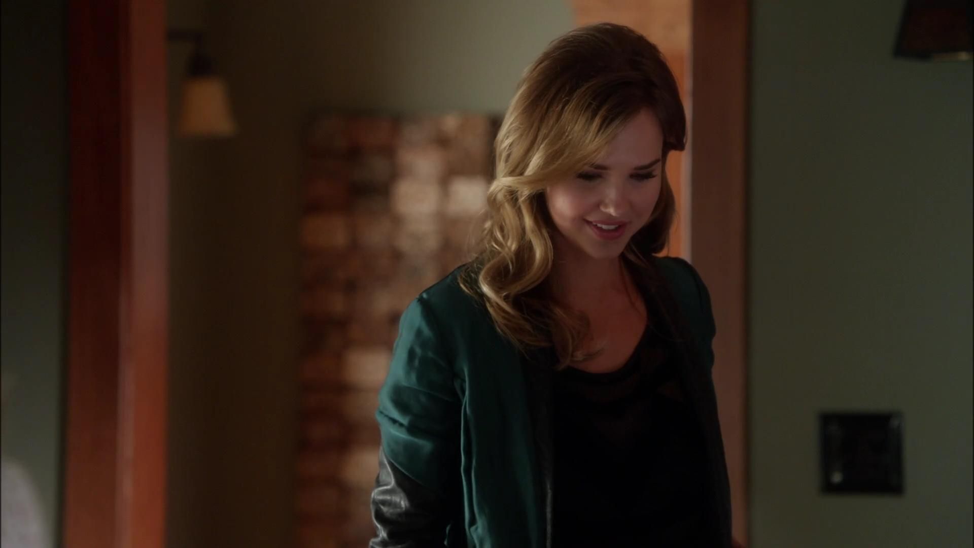 90210-S05E10-027.jpg