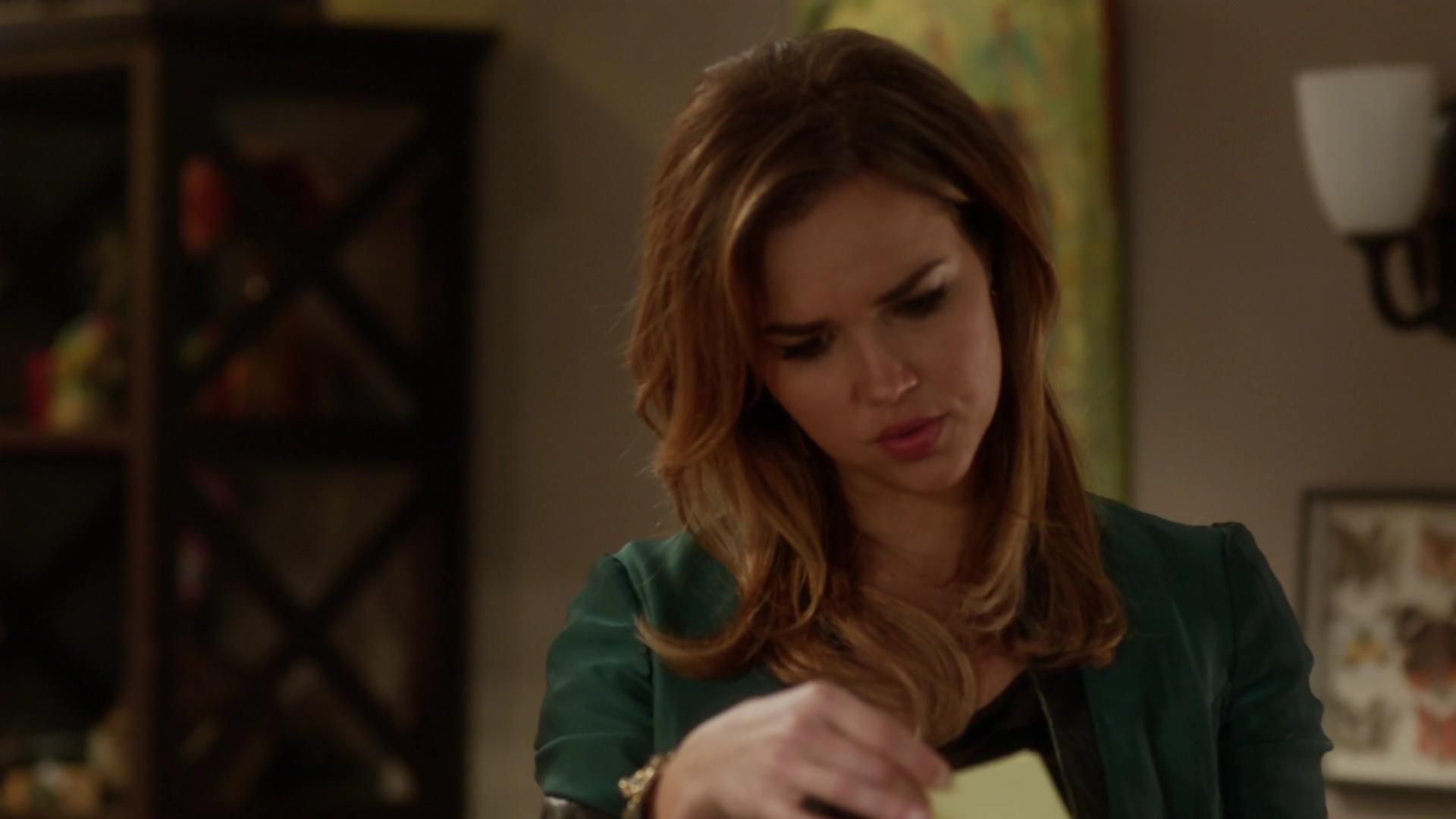 90210-S05E10-089.jpg