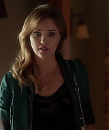 90210-S05E10-046.jpg
