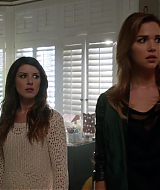 90210-S05E10-060.jpg
