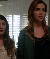 90210-S05E10-066.jpg